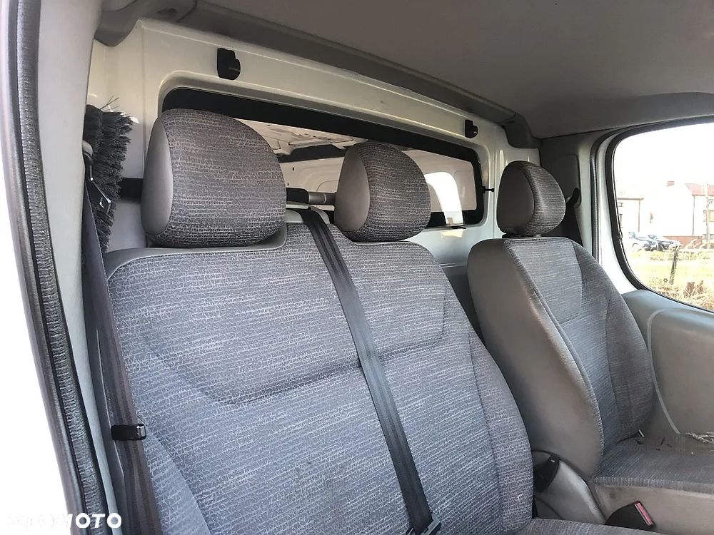 Renault Trafic Blaszak - 17