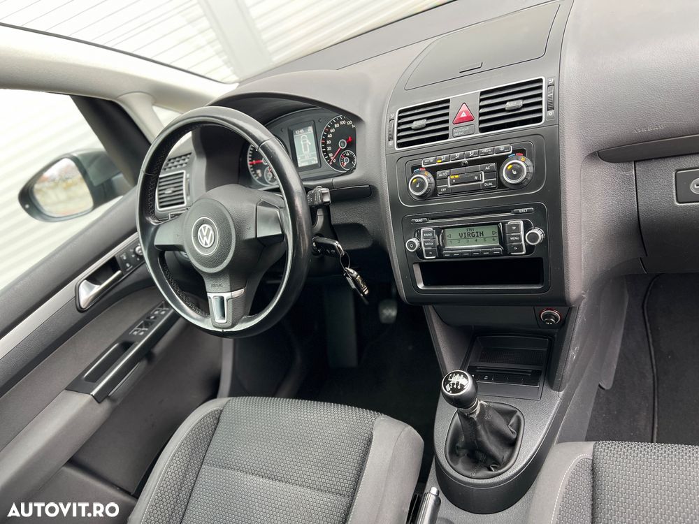 Volkswagen Touran 1.6 TDI BlueMotion Technology Trendline - 8