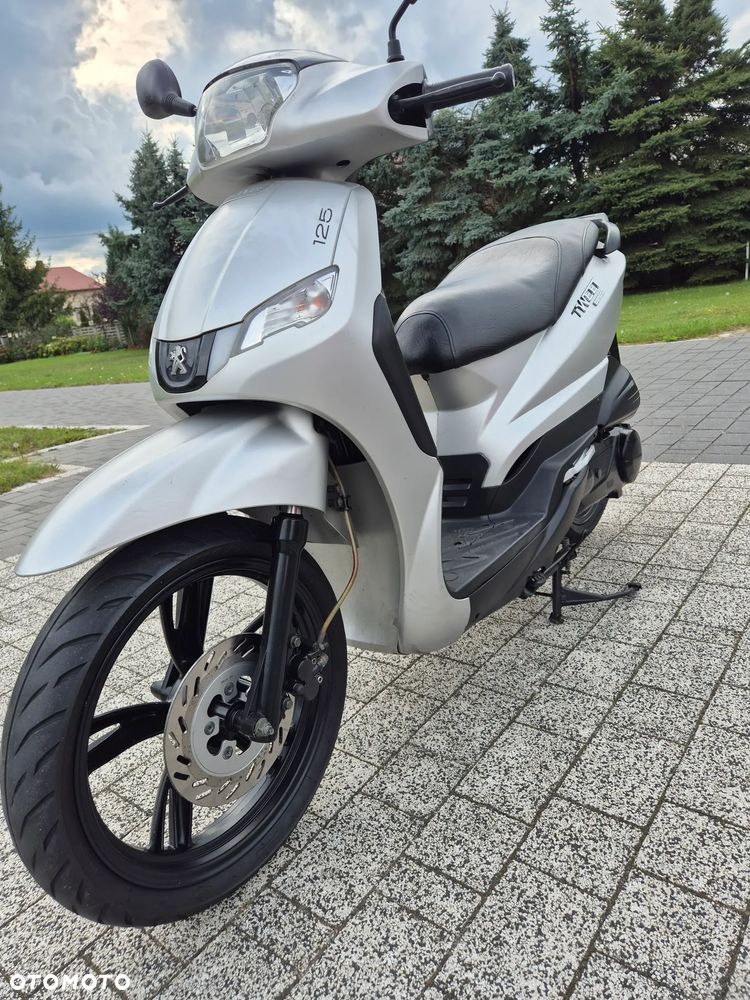 Peugeot Tweet - 3