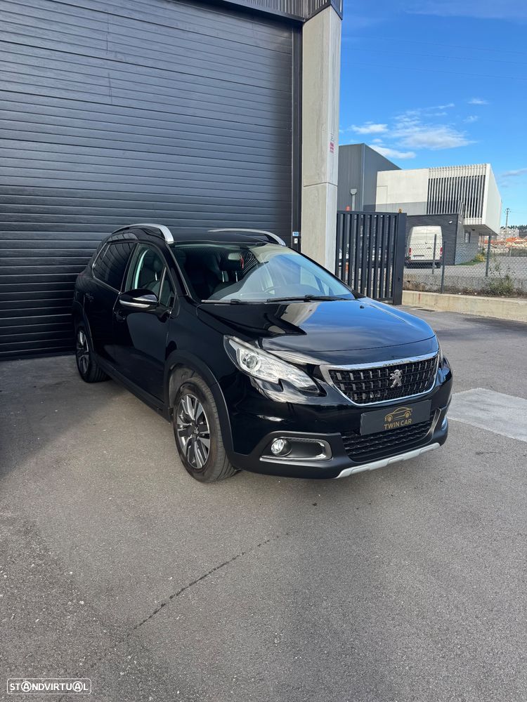 Peugeot 2008 1.2 PureTech Allure - 3