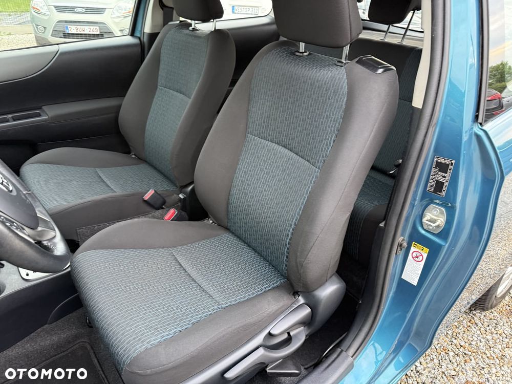 Toyota Yaris - 14