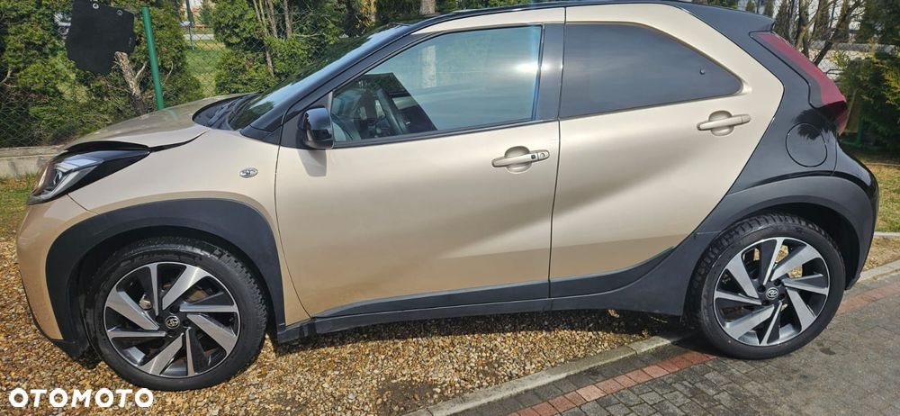 Toyota Aygo X 1.0 VVT-i Executive CVT - 5