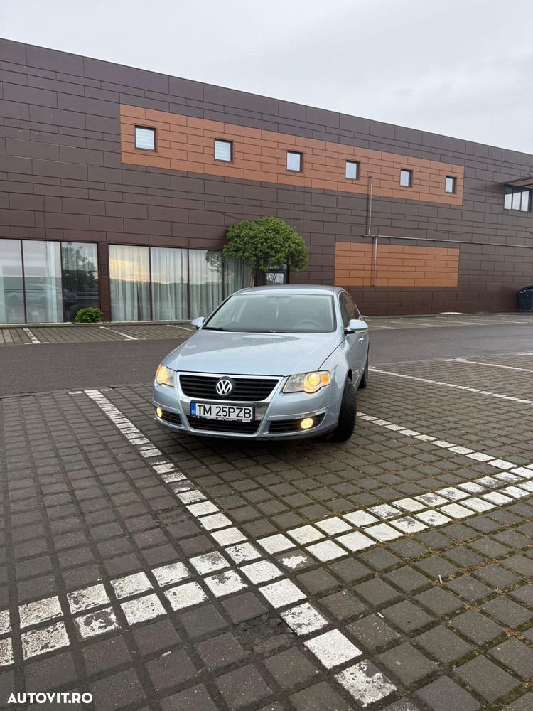 Volkswagen Passat 2.0 TDI Comfortline - 5