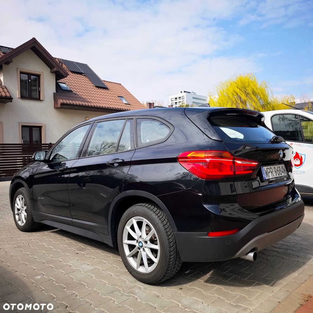 BMW X1 sDrive18d Sport Line - 5