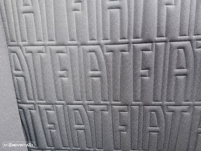 Fiat 500e 23,8kWh Red - 47