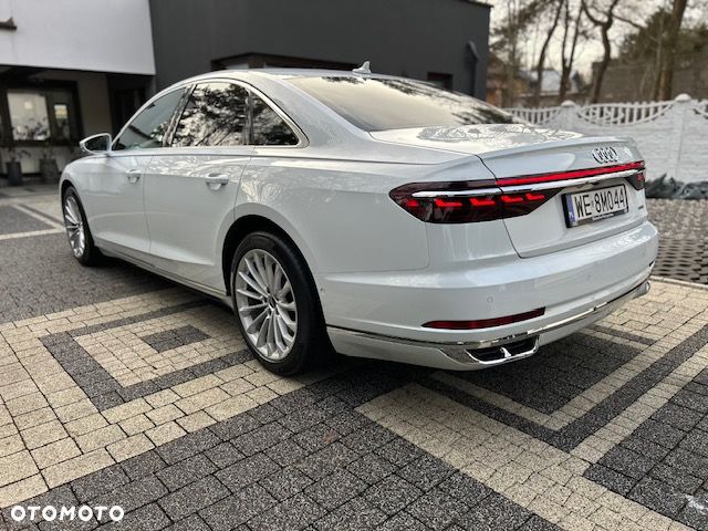 Audi A8 - 5