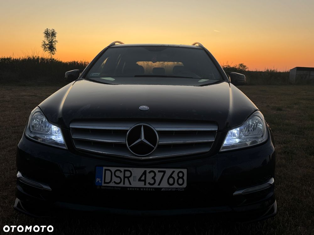 Mercedes-Benz Klasa C 200 CDI BlueEff Avantgarde - 9