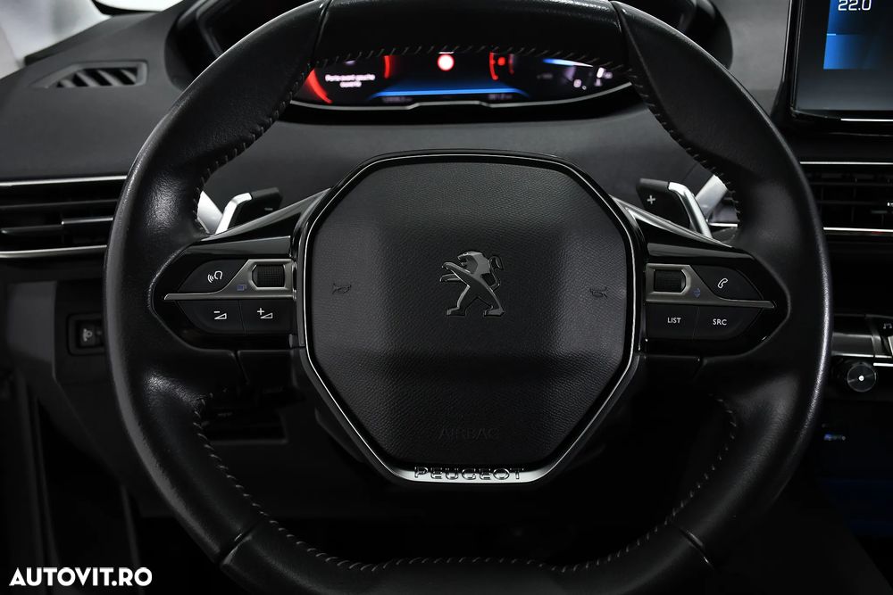 Peugeot 3008 1.5 BlueHDI 130 EAT8 Allure Pack - 24