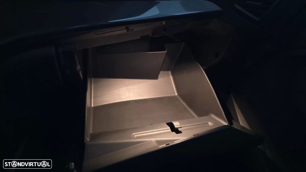 Ford C-Max 1.0 SCTi Titanium S/S - 21