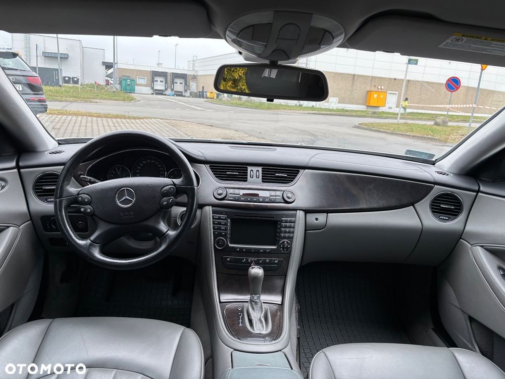Mercedes-Benz CLS - 13