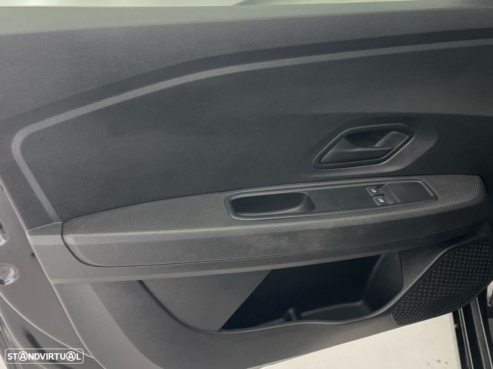 Dacia Sandero 1.0 SCe Essential - 17