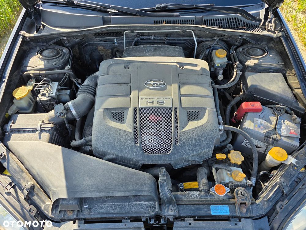 Subaru Outback 3.0RE EXE - 33