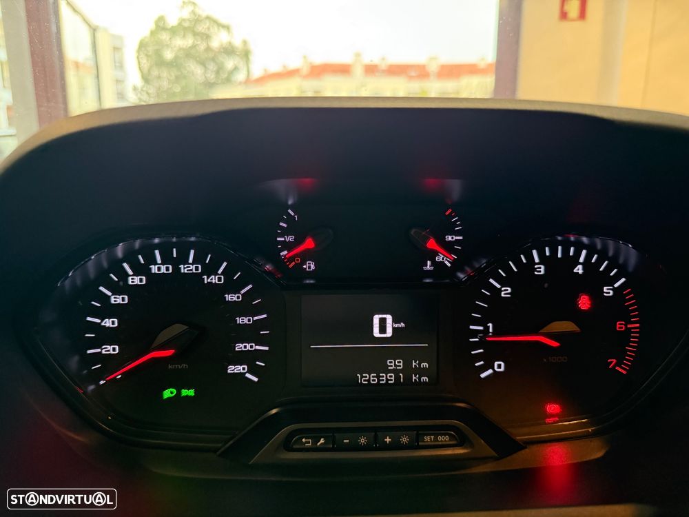 Peugeot Partner Crew Cab Longa 5 Lugares - 5