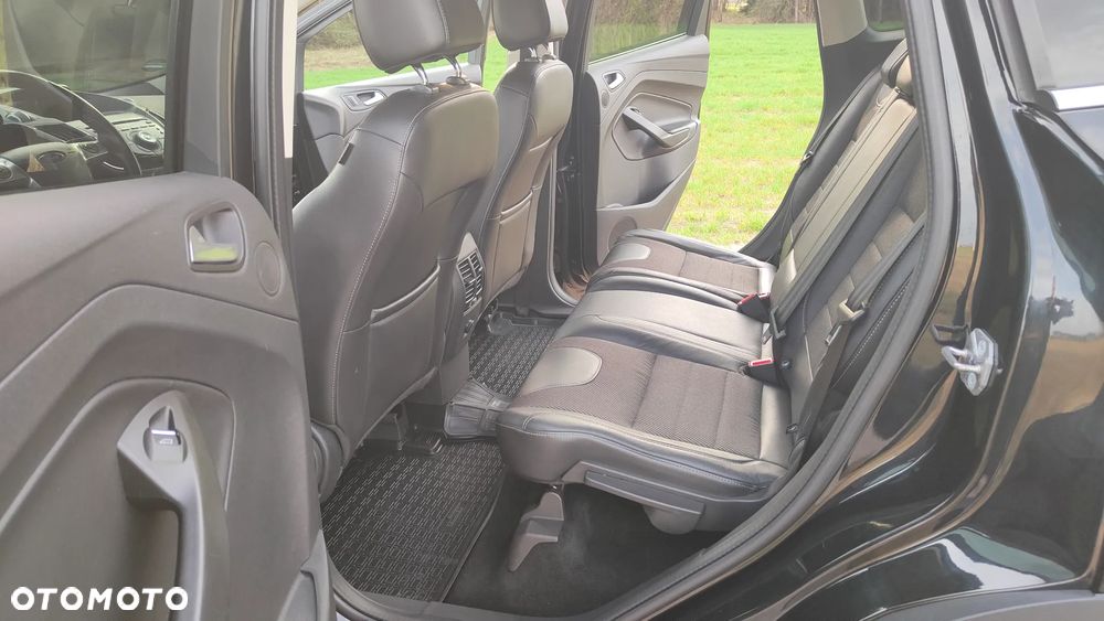 Ford Kuga 2.0 TDCi 4x4 Titanium - 23