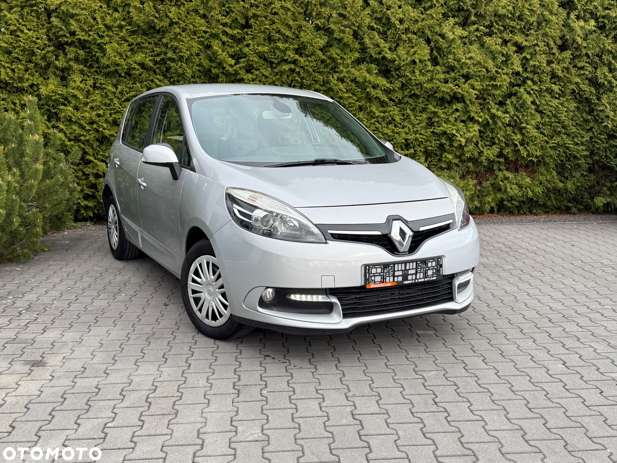 Renault Scenic - 5