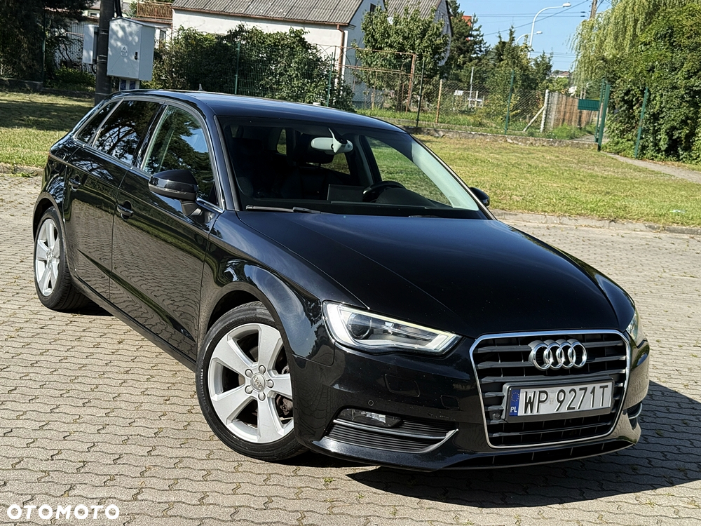 Audi A3 Sportback 2.0 TDI Attraction - 2