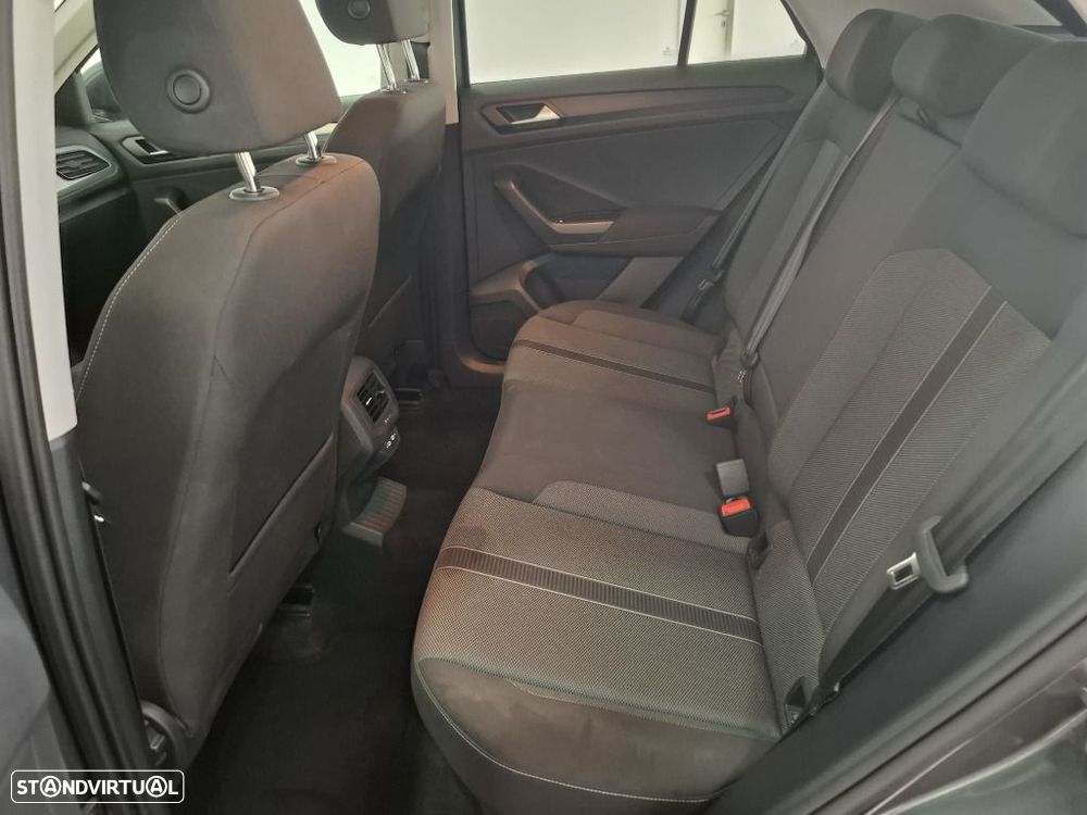 VW T-Roc 1.0 TSI Urban - 14