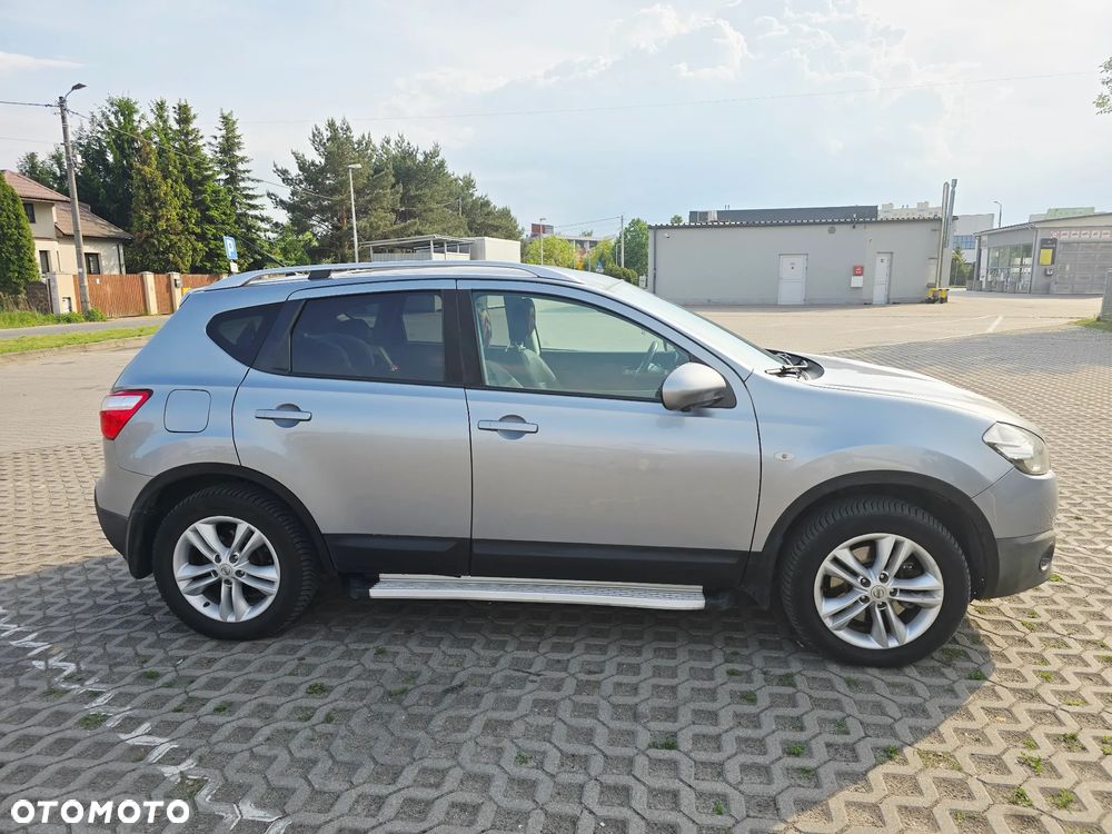 Nissan Qashqai 1.6 DCi 4x4 Tekna - 13