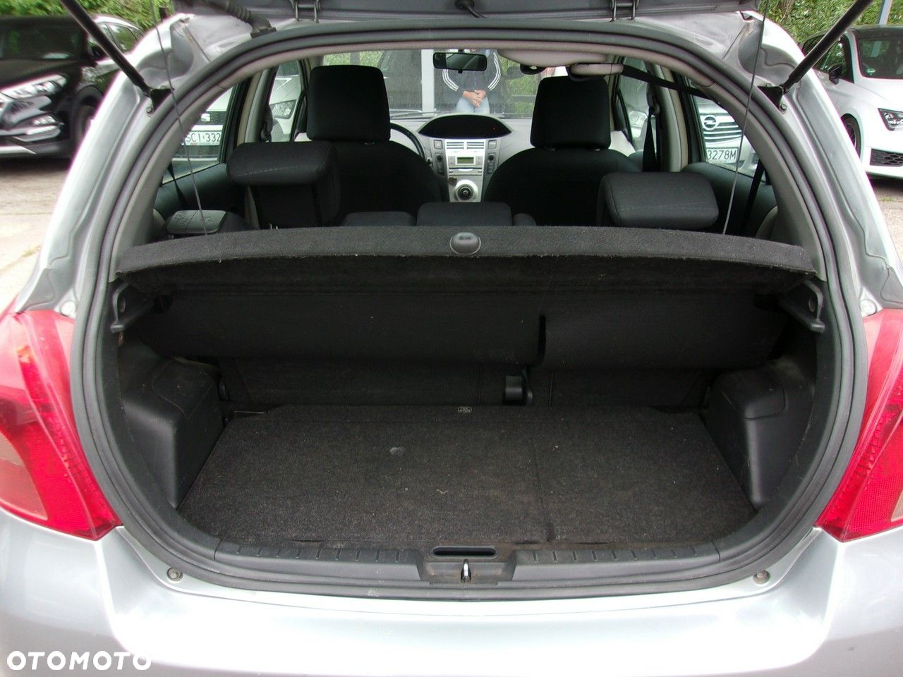 Toyota Yaris - 25