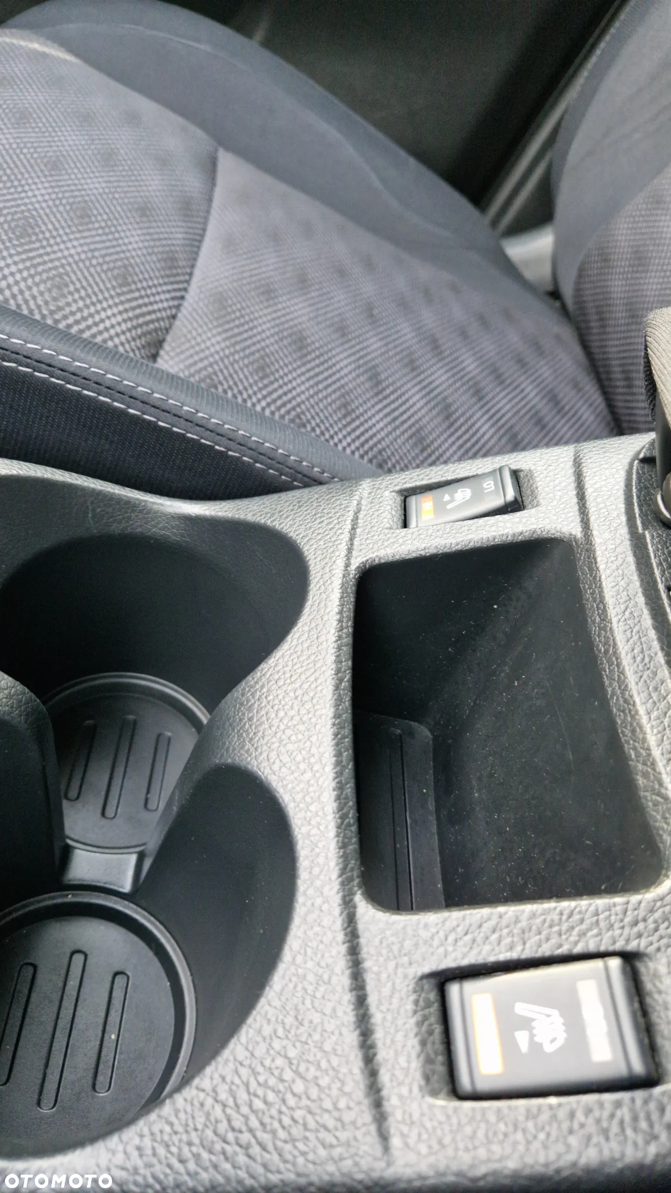 Nissan Qashqai 1.6 DCi N-Connecta - 20