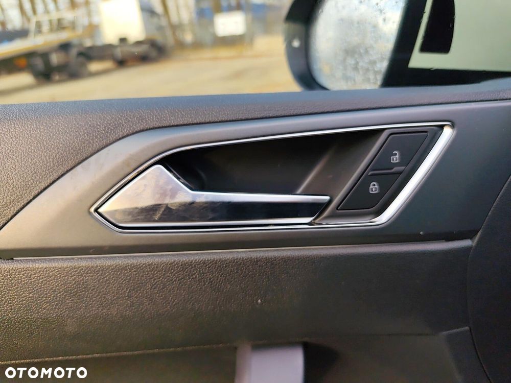 Volkswagen Taigo 1.5 TSI ACT R-Line Plus DSG - 25