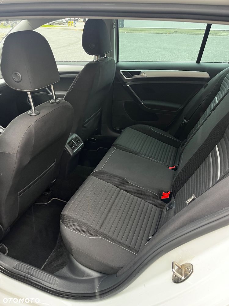 Volkswagen Golf 1.6 BlueTDI Comfortline - 15