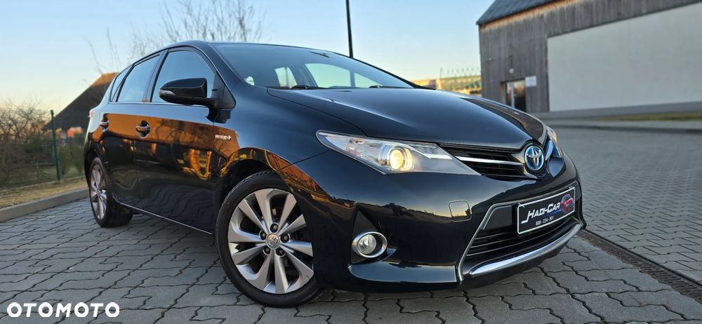 Toyota Auris - 1