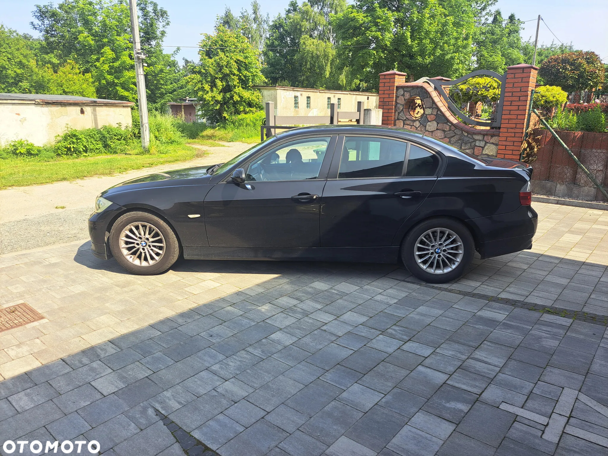 BMW Seria 3 318i - 4