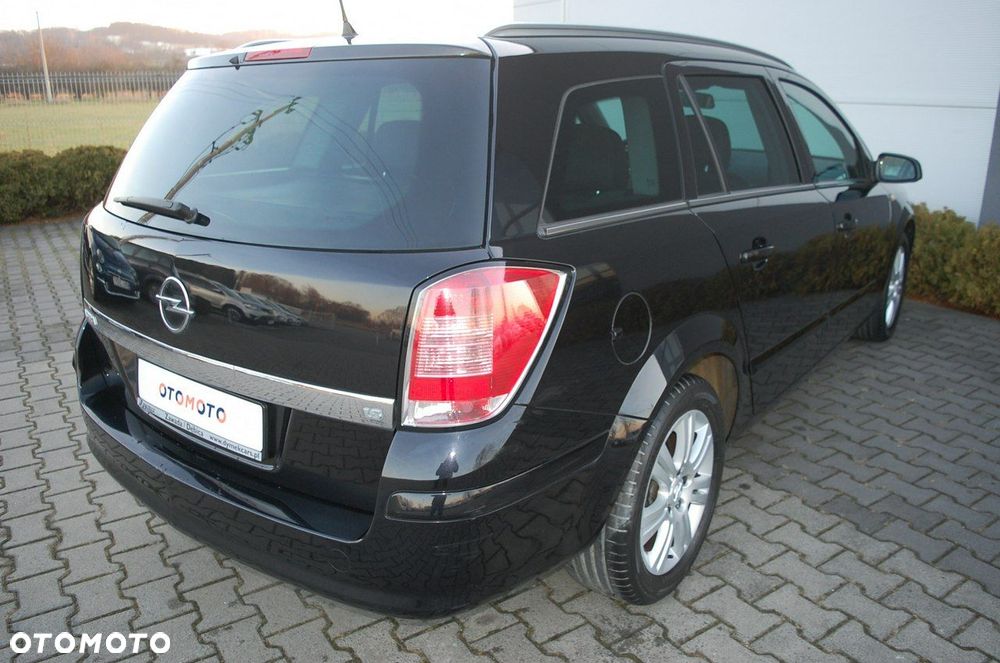 Opel Astra - 4