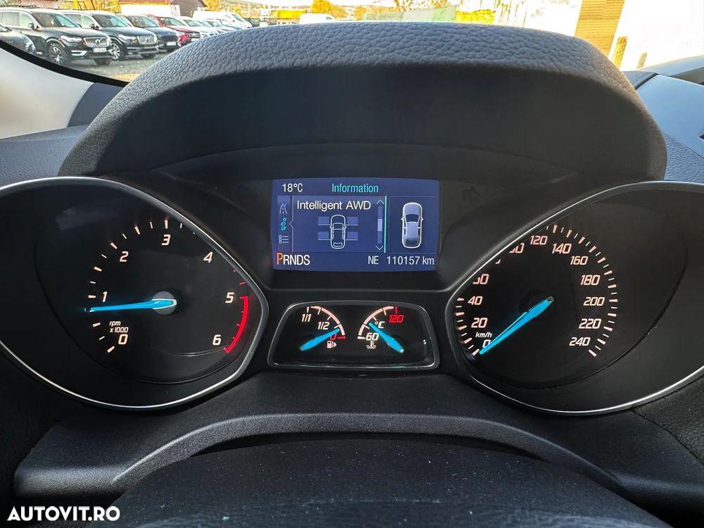 Ford Kuga 2.0 TDCi 4x4 Aut. Titanium - 10