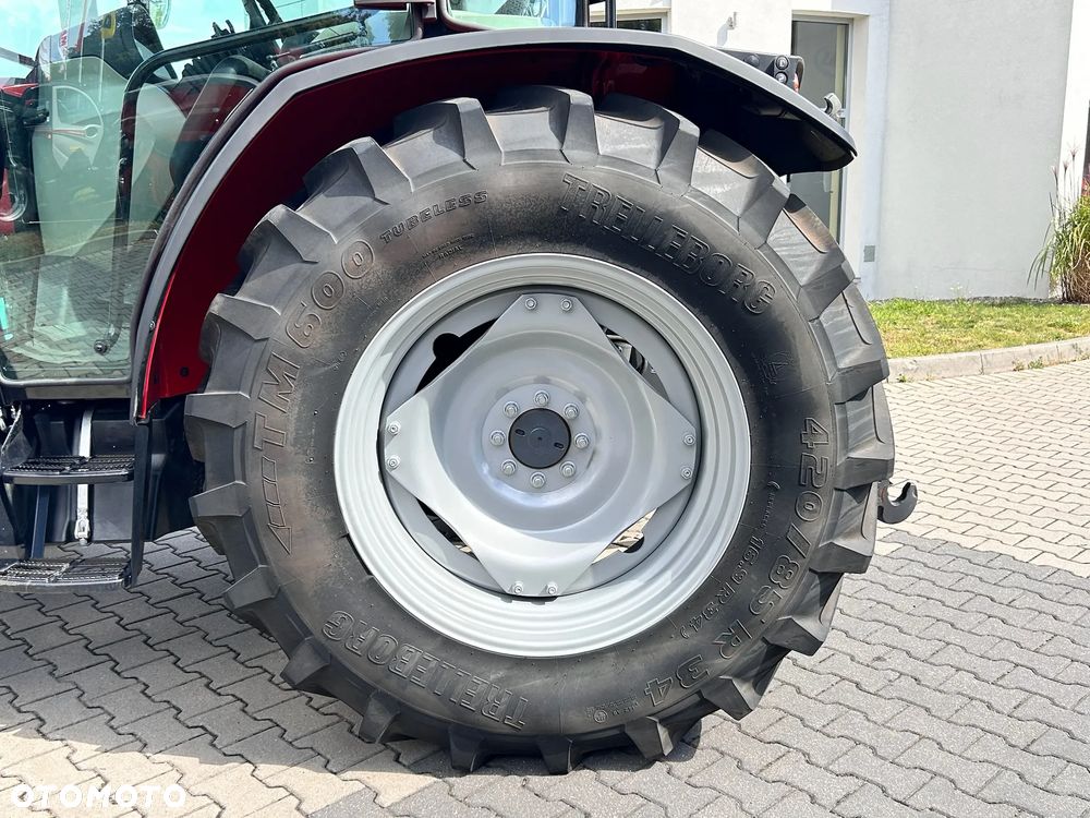 Massey Ferguson 4708M - 13