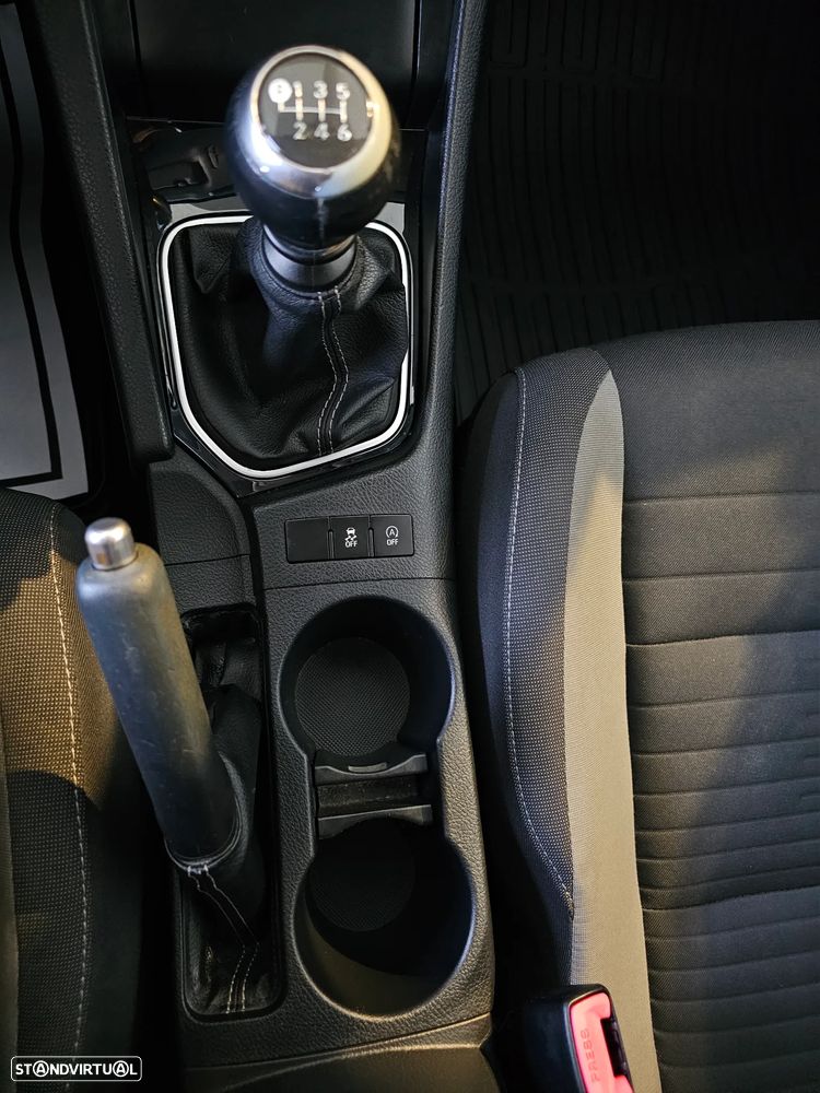 Toyota Auris 1.6 D-4D Comfort+Navi - 19