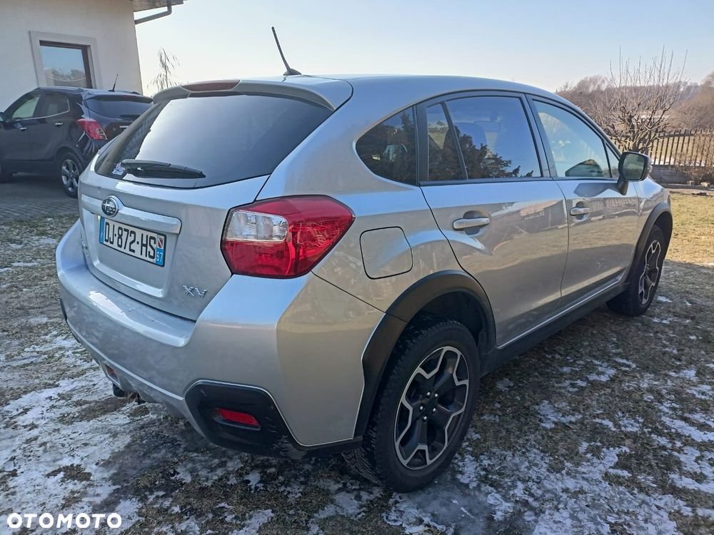 Subaru XV 2.0i Lineartronic Exclusive - 3