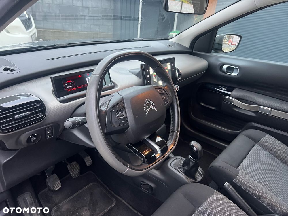 Citroën C4 Cactus - 16