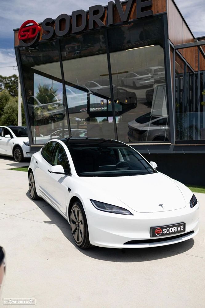 Tesla Model 3 Tração Traseira Premium - 20