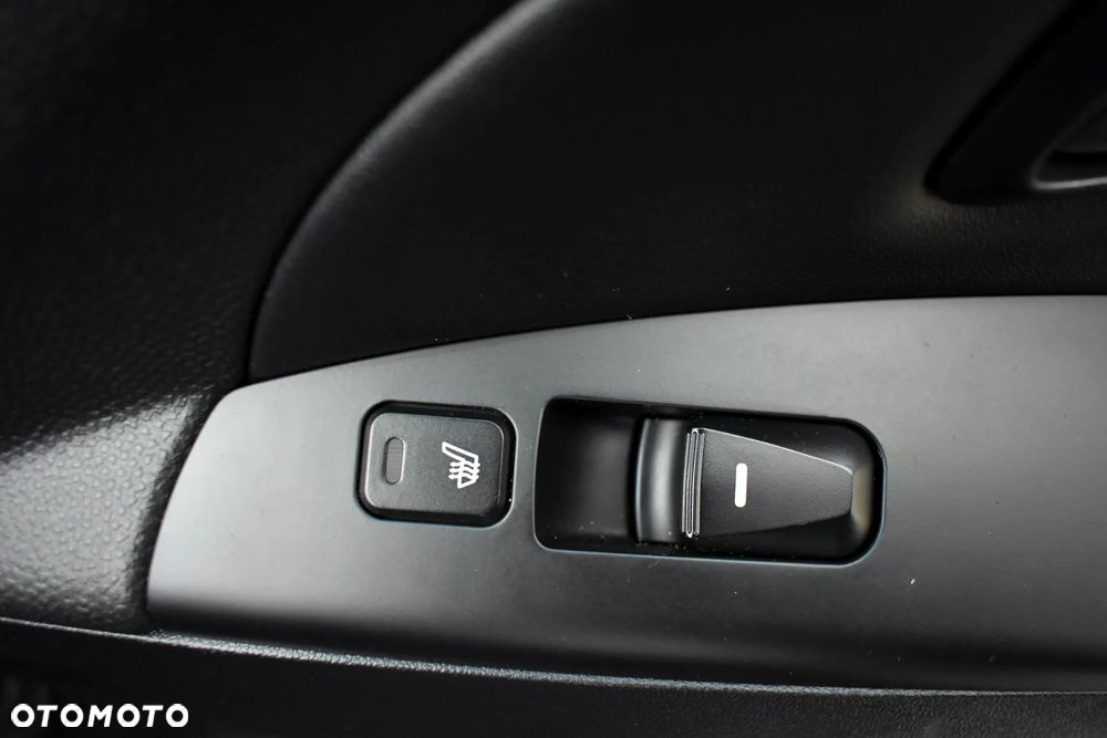 Hyundai ix35 1.7 CRDi 2WD blue Style - 38