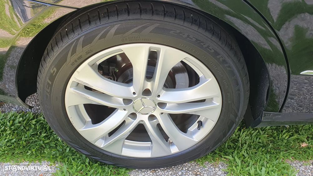 Mercedes-Benz E 250 CDi Avantgarde BlueEfficiency Auto. - 22