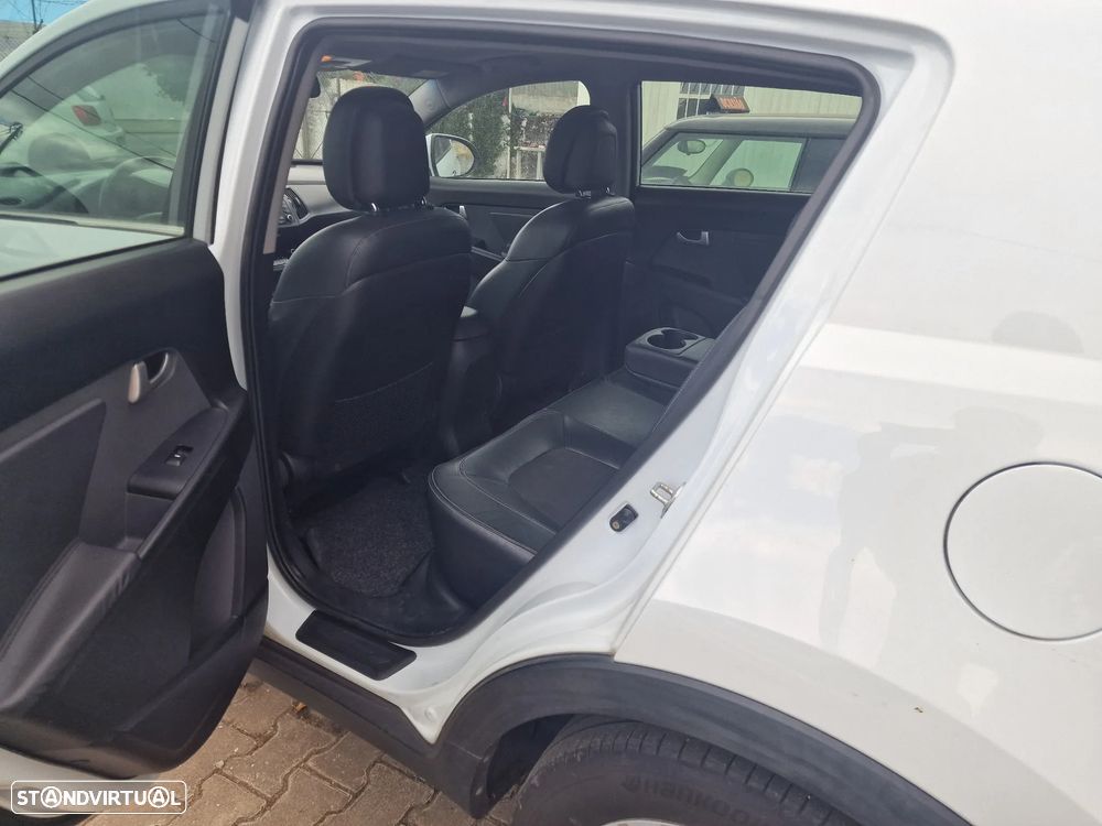 Kia Sportage 1.7 CRDI ISG Prime - 7