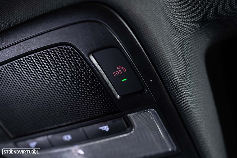 MG MG4 64 kWh Luxury - 56