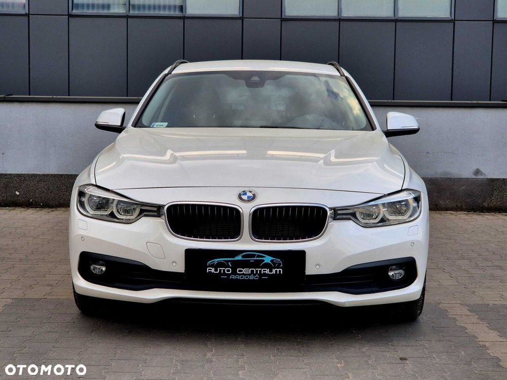 BMW Seria 3 320d - 5