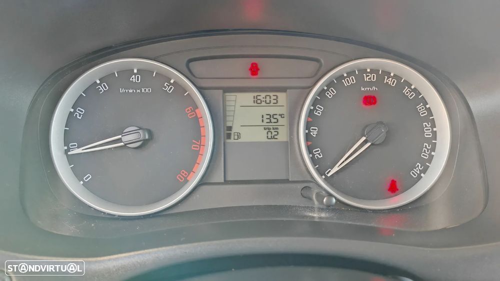 Skoda Fabia 1.2 Sport - 9