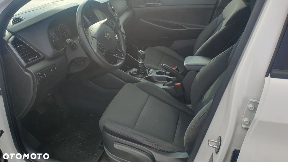 Hyundai Tucson blue 1.6 GDi 2WD Advantage - 11