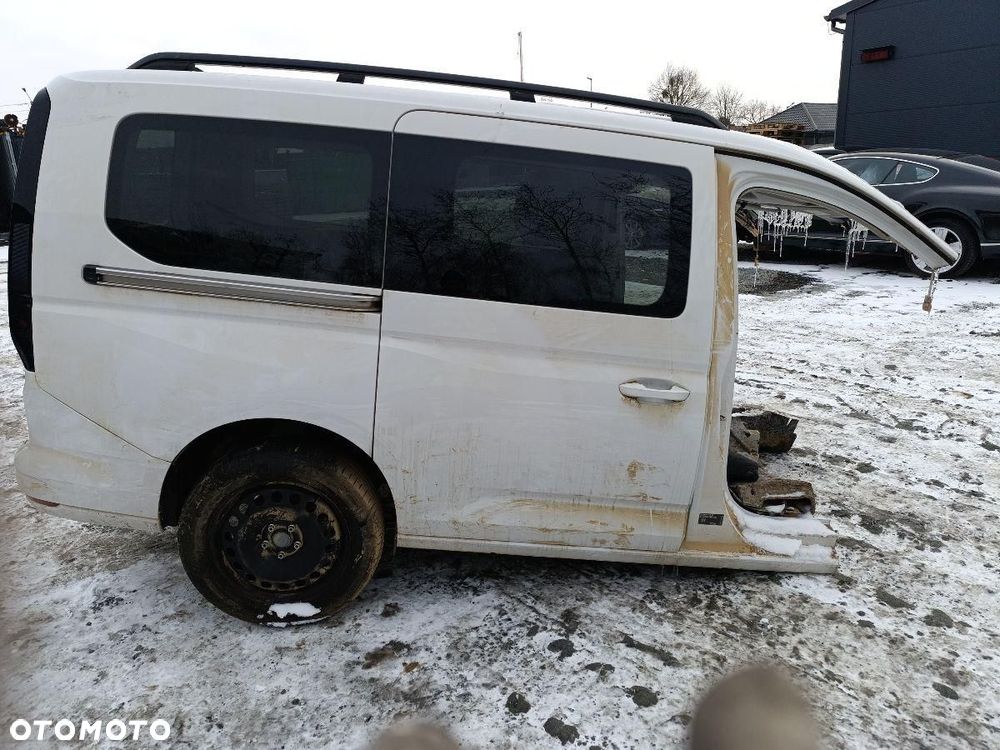 VOLKSWAGEN CADDY V 2K7 ĆWIARTKA - 6