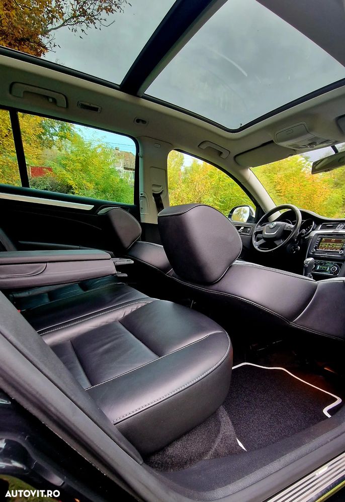 Skoda Superb 2.0 TDI 4X4 Exclusive - 35