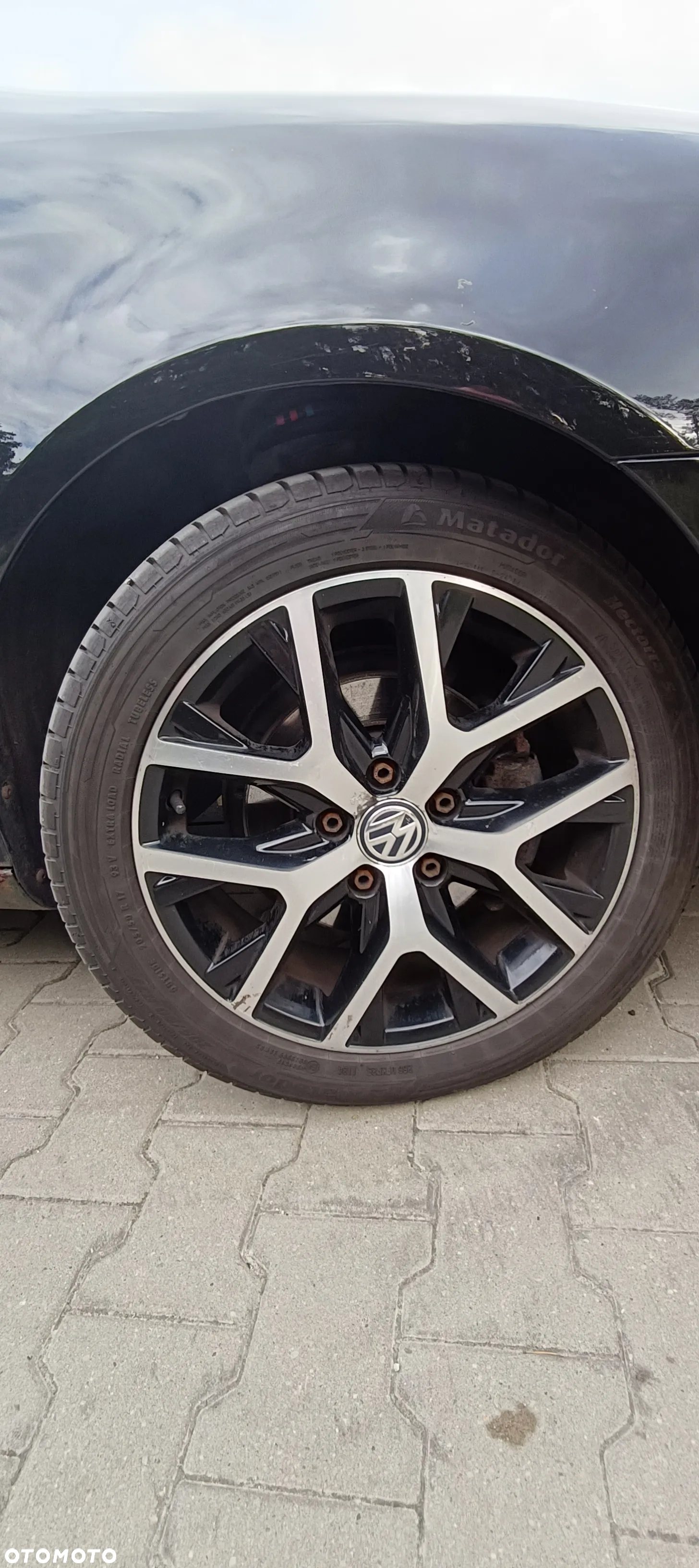 Volkswagen Golf 1.6 TDI DPF Comfortline - 11