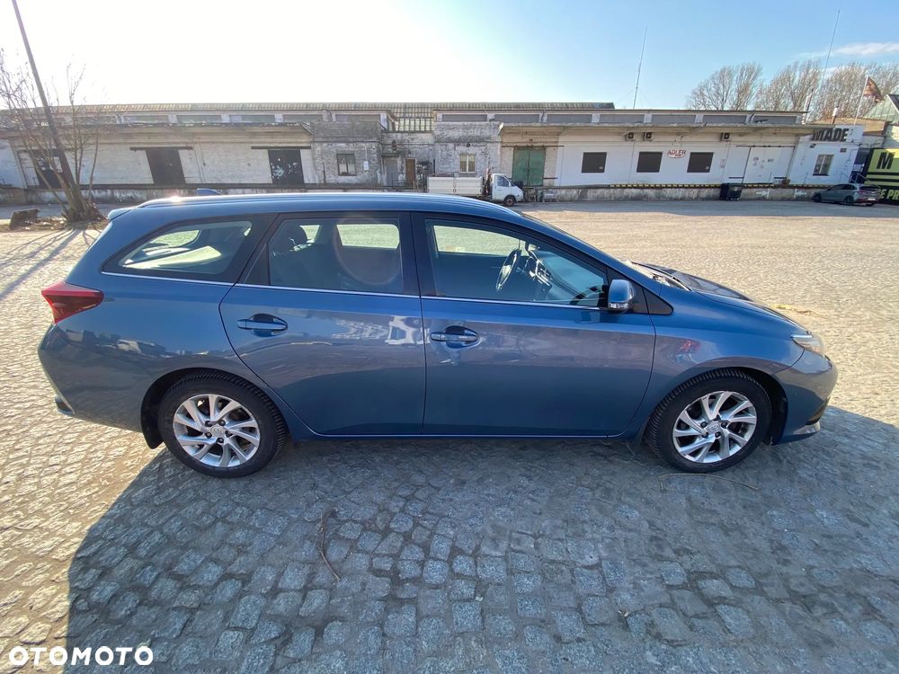 Toyota Auris 1.6 D-4D Comfort - 8