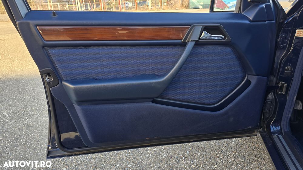 Mercedes-Benz W124 - 16