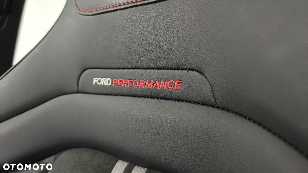Ford Focus 2.3 EcoBoost ST - 34