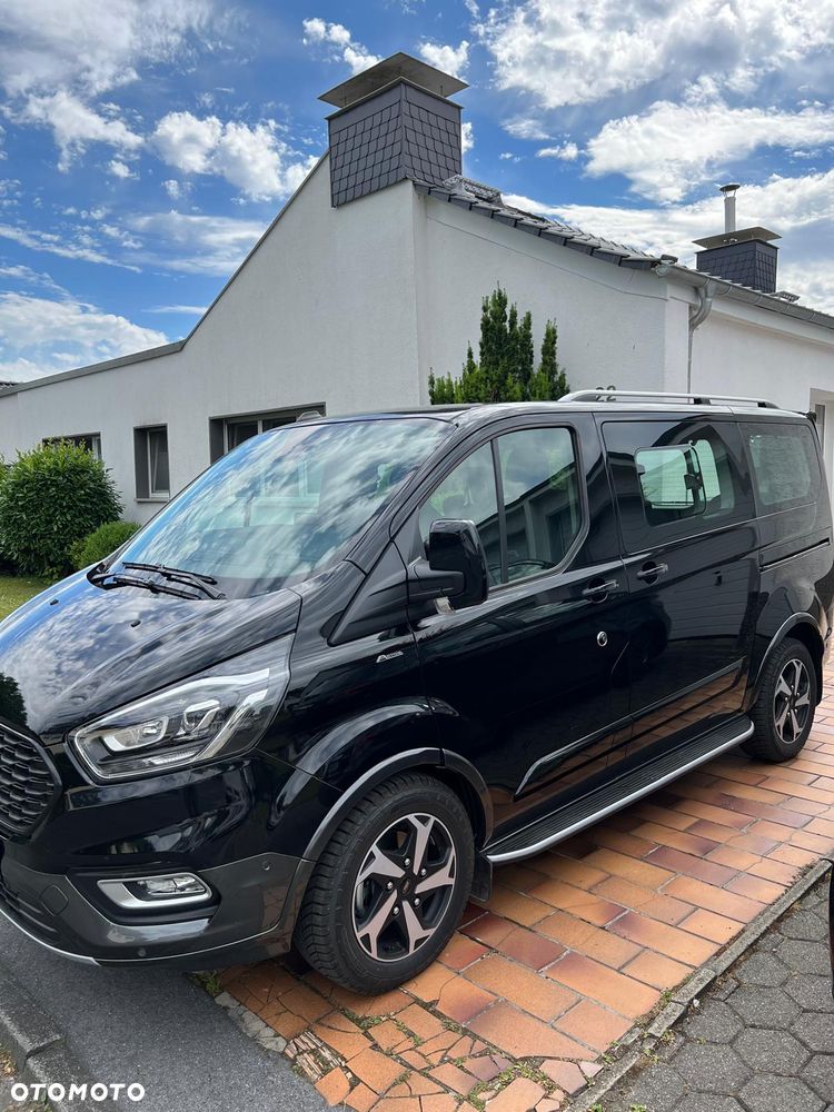 Ford Tourneo Custom - 2