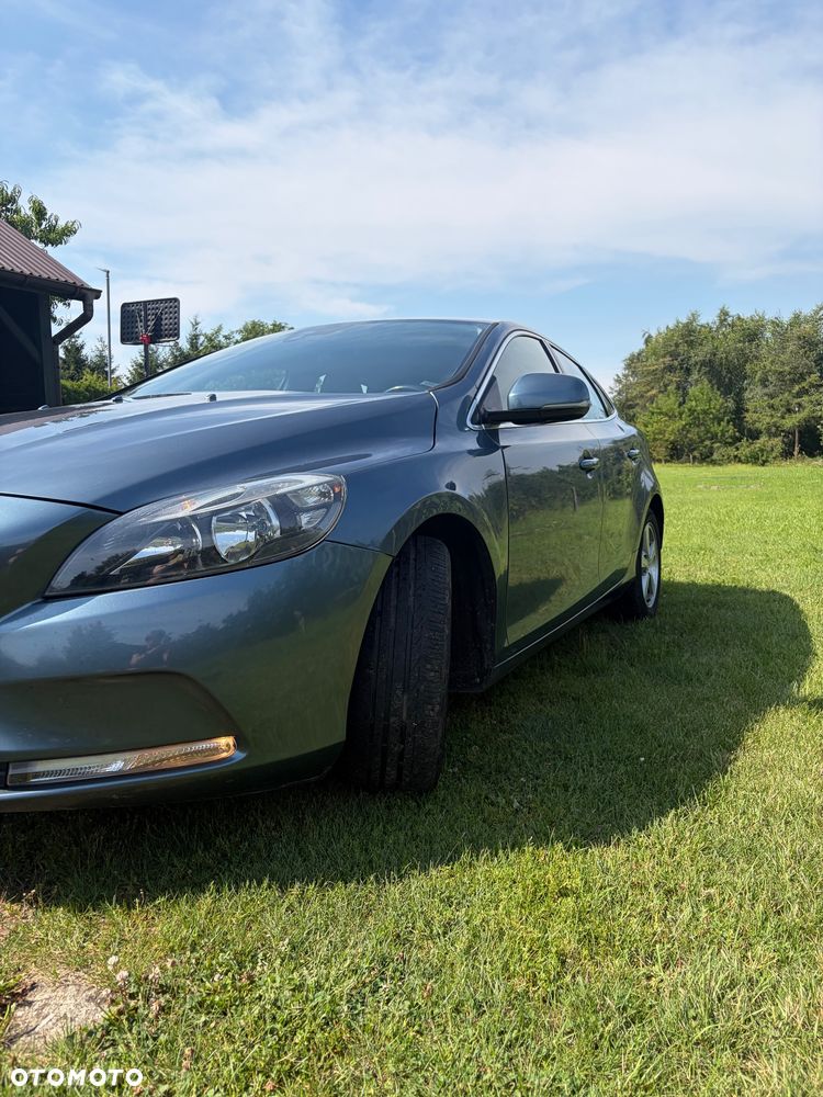 Volvo V40 - 15